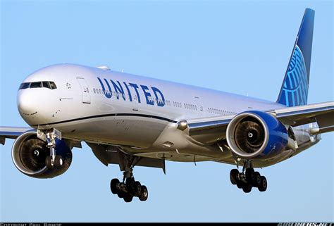 pal boeing 777-300|boeing 777 300 united.
